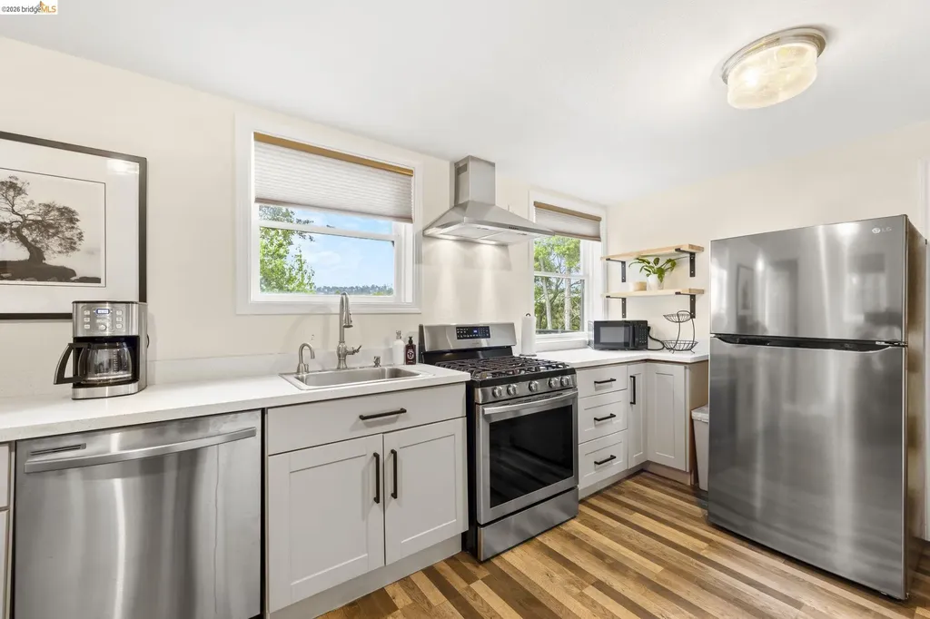 828 Alma Place Oakland CA 94610
