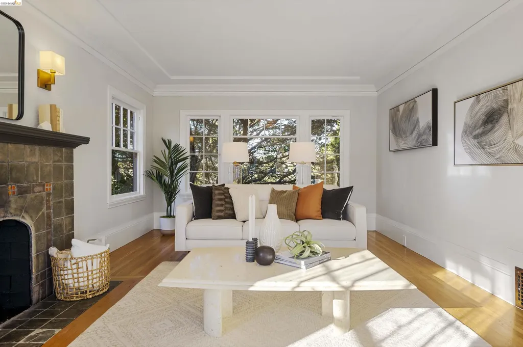 828 Alma Place Oakland CA 94610