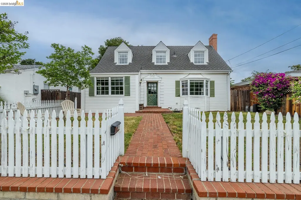 30 16th Street Antioch CA 94509