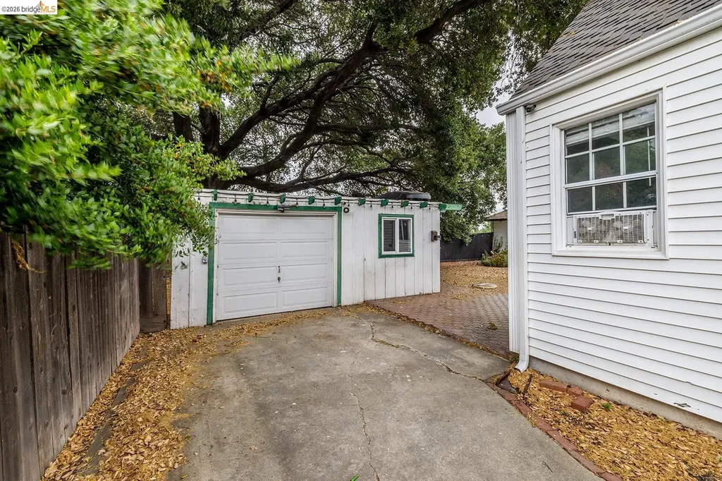 30 16th Street Antioch CA 94509