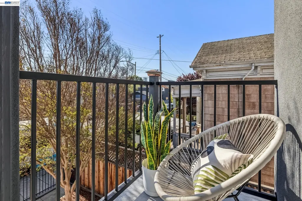 2431 Linden Street Oakland CA 94607