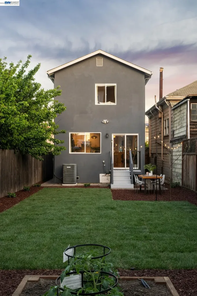 2431 Linden Street Oakland CA 94607