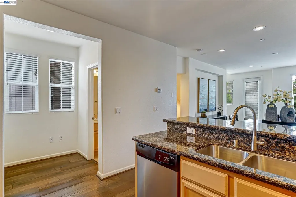 118 Selby Lane Livermore CA 94551