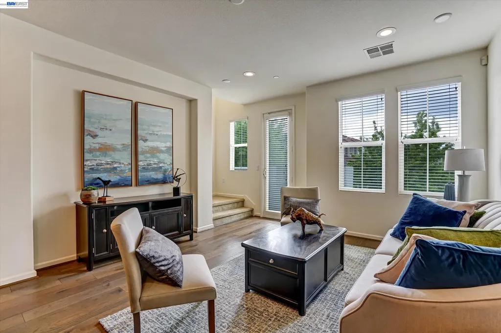 118 Selby Lane Livermore CA 94551