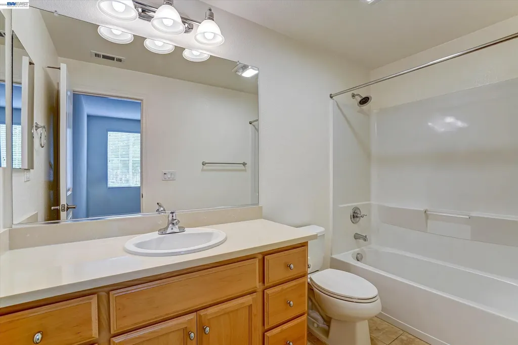 118 Selby Lane Livermore CA 94551