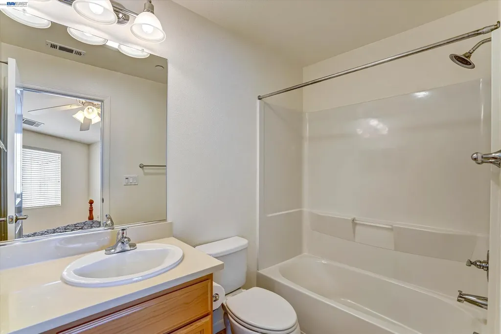 118 Selby Lane Livermore CA 94551