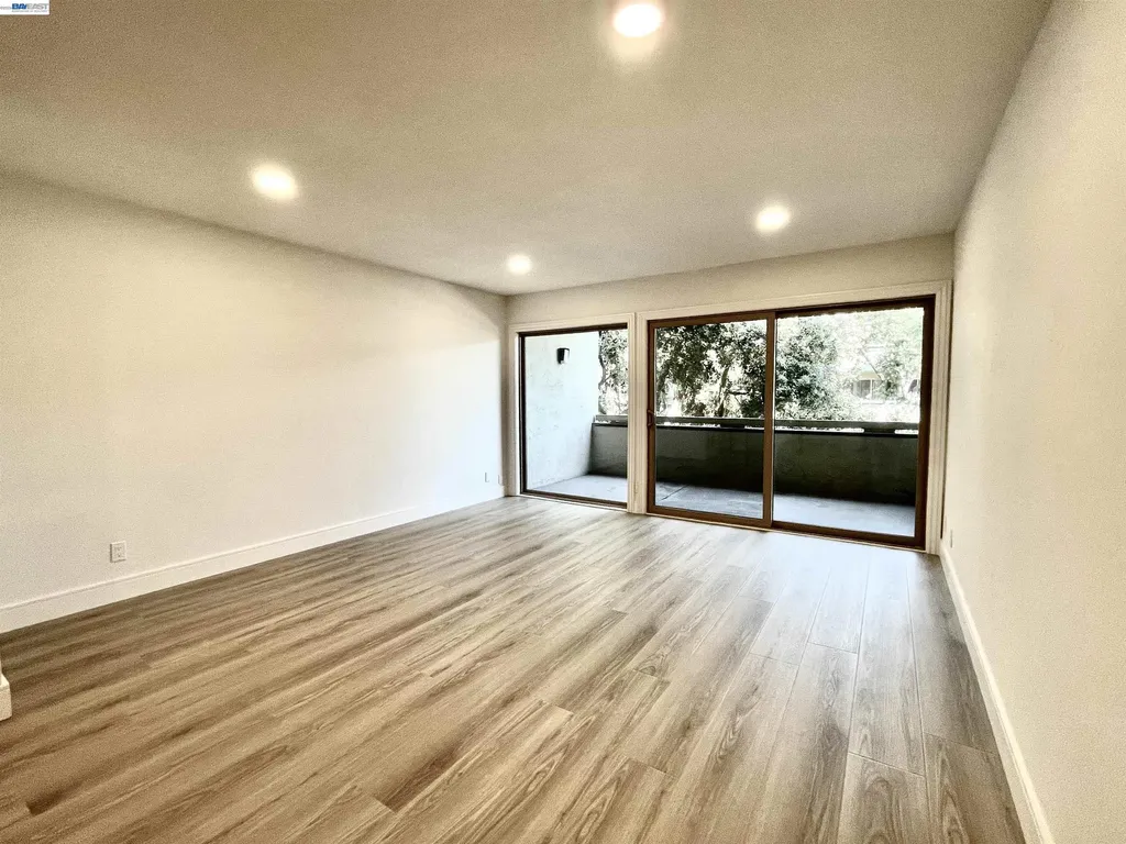 965 Shorepoint Court #200 Alameda CA 94501