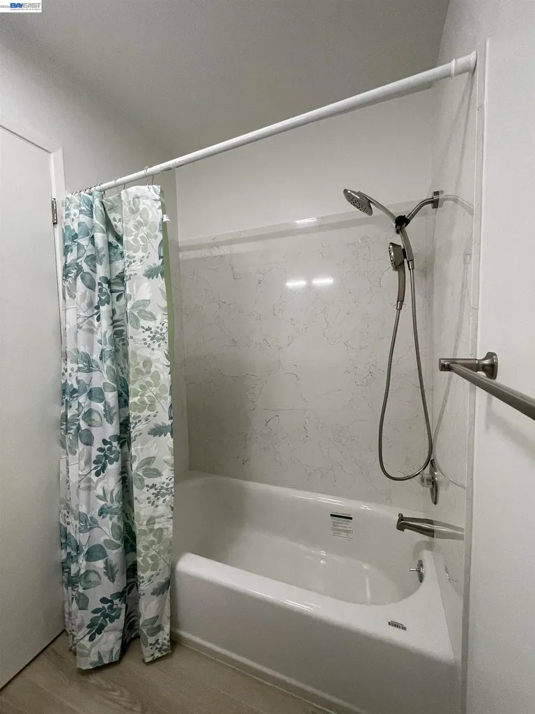 965 Shorepoint Court #200 Alameda CA 94501