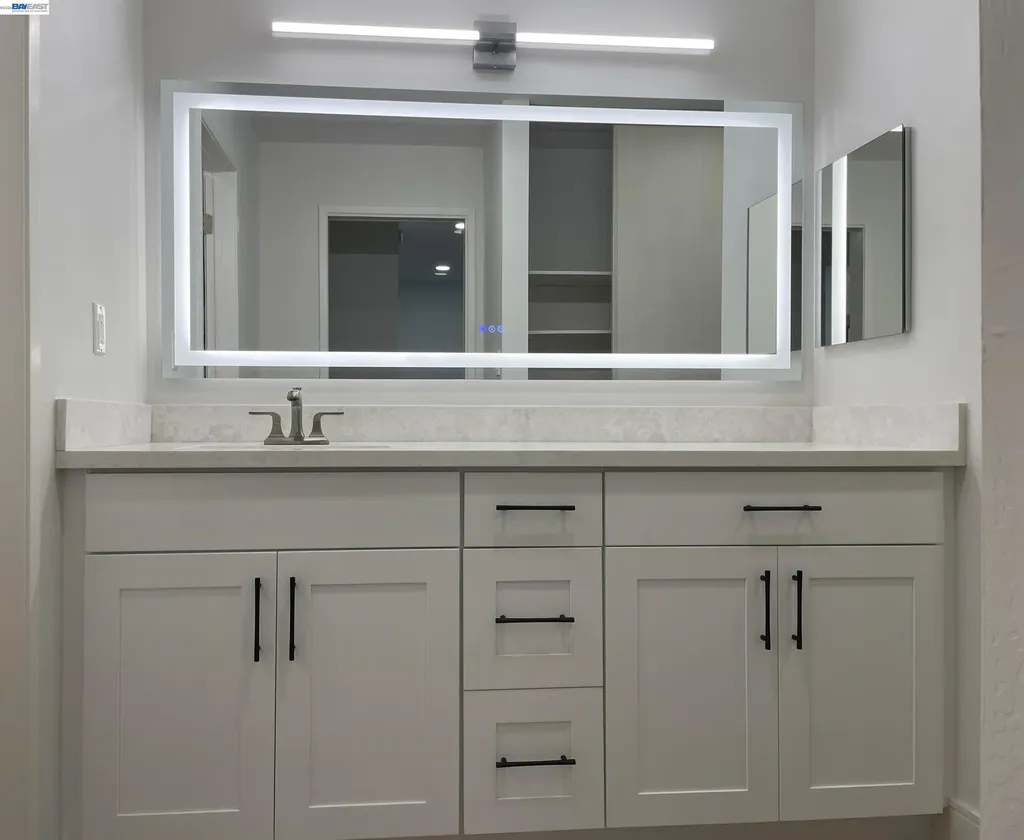 965 Shorepoint Court #200 Alameda CA 94501