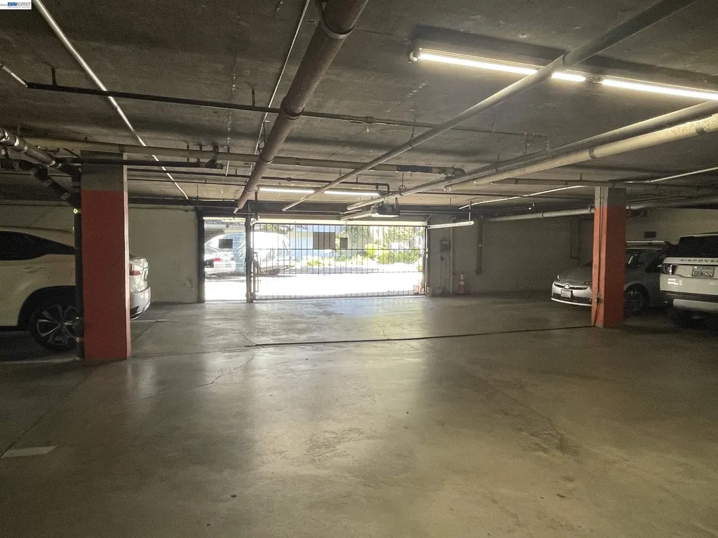 965 Shorepoint Court #200 Alameda CA 94501
