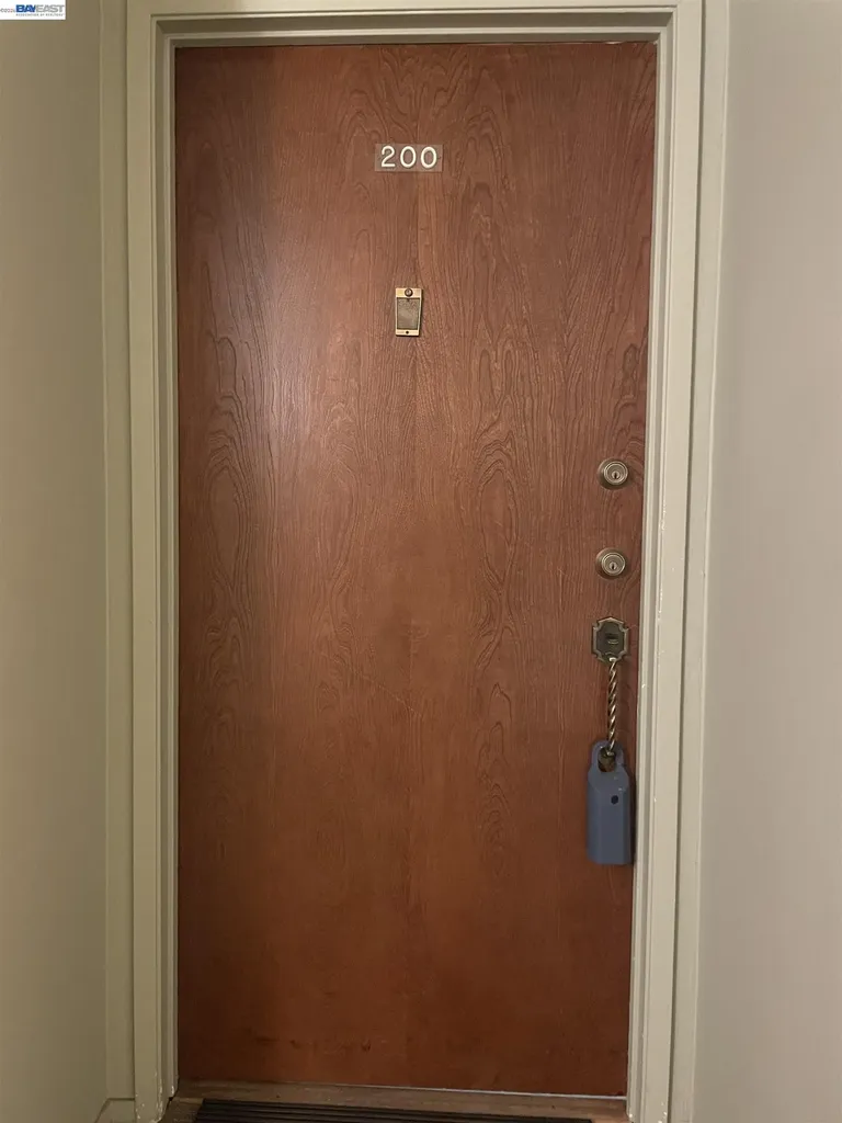 965 Shorepoint Court #200 Alameda CA 94501