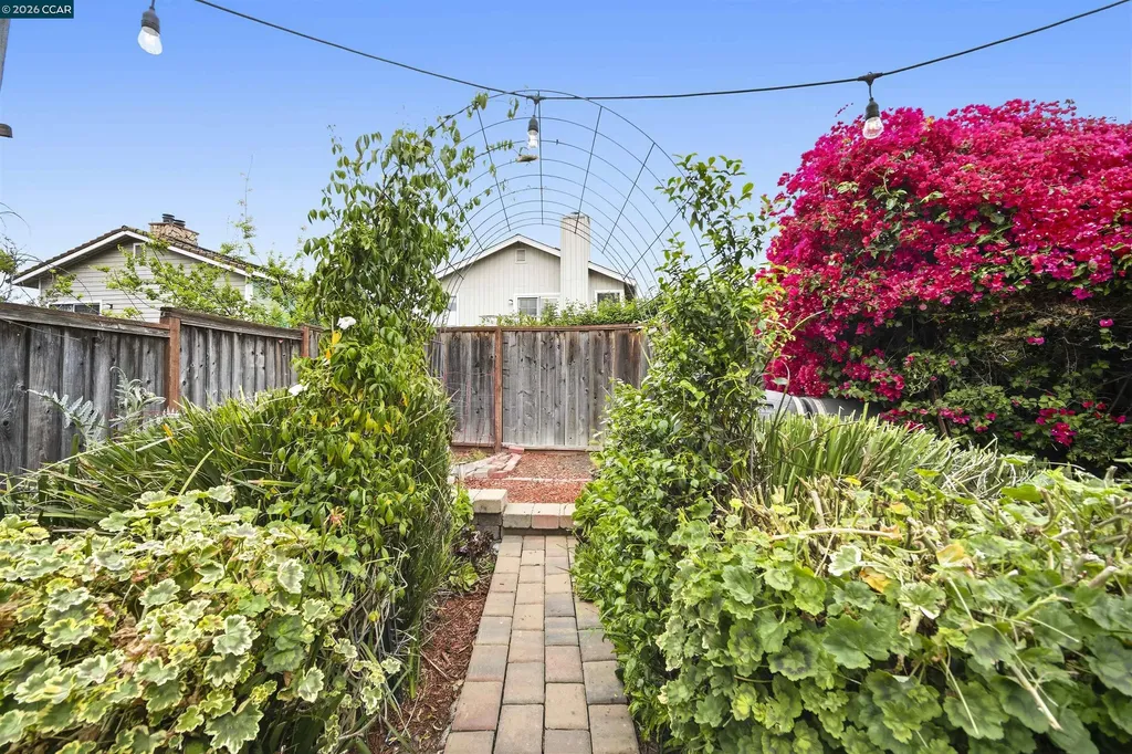 613 Chardonnay Drive Fremont CA 94539