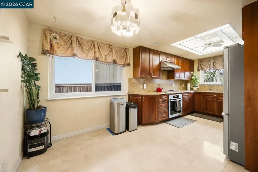 613 Chardonnay Drive Fremont CA 94539