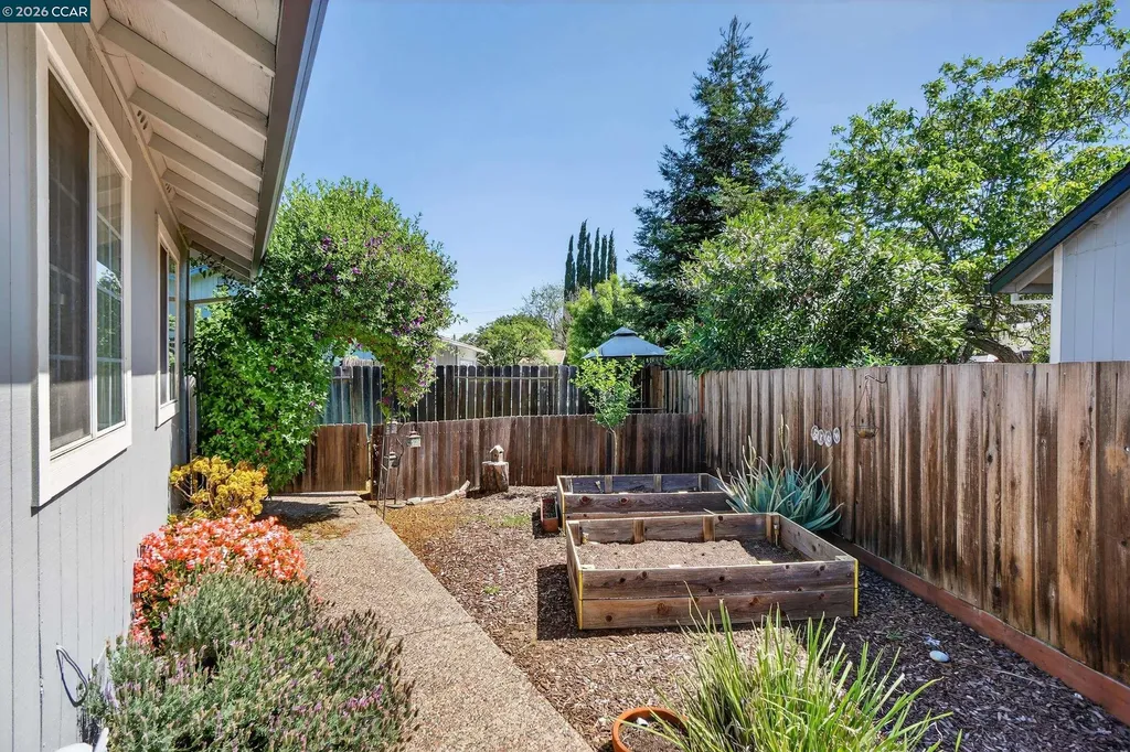 1836 Farm Bureau Road Concord CA 94519