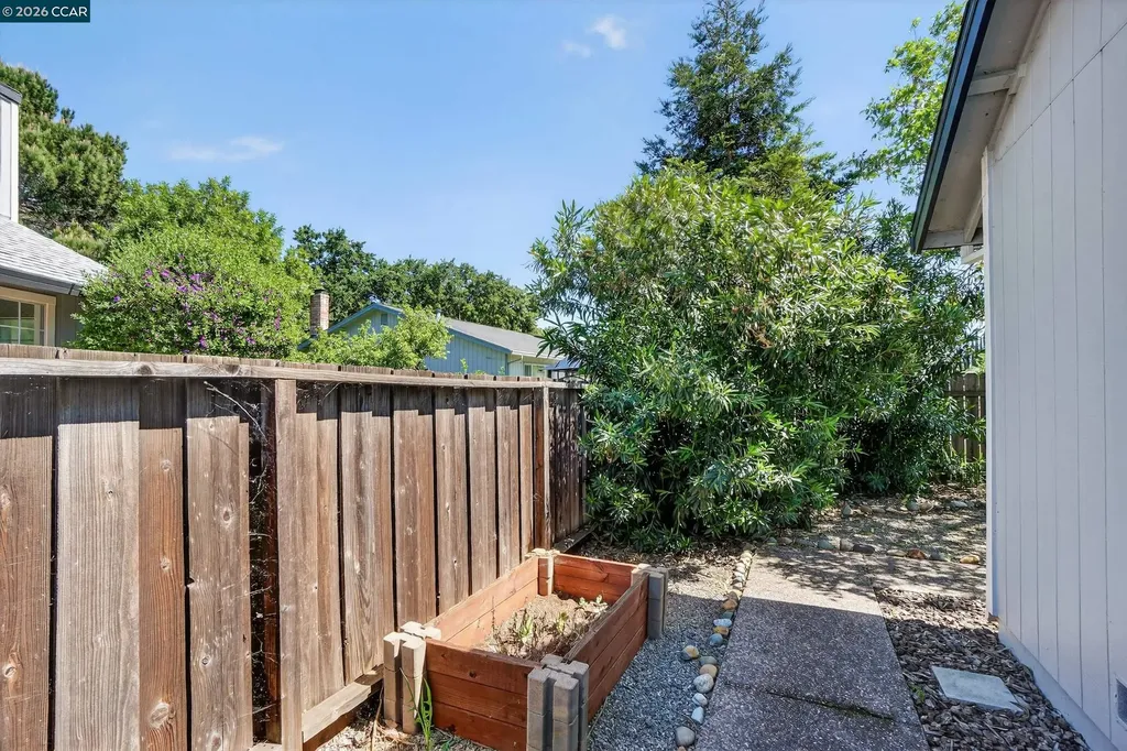 1836 Farm Bureau Road Concord CA 94519