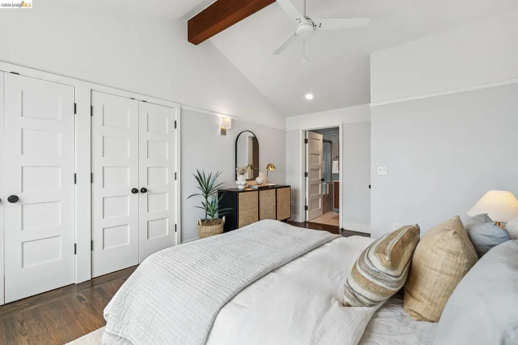 5325 Miles Avenue Oakland CA 94618