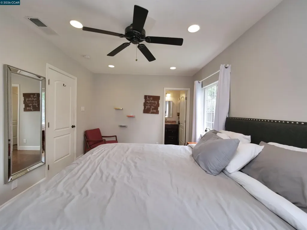 1260 Apple Drive Concord CA 94518