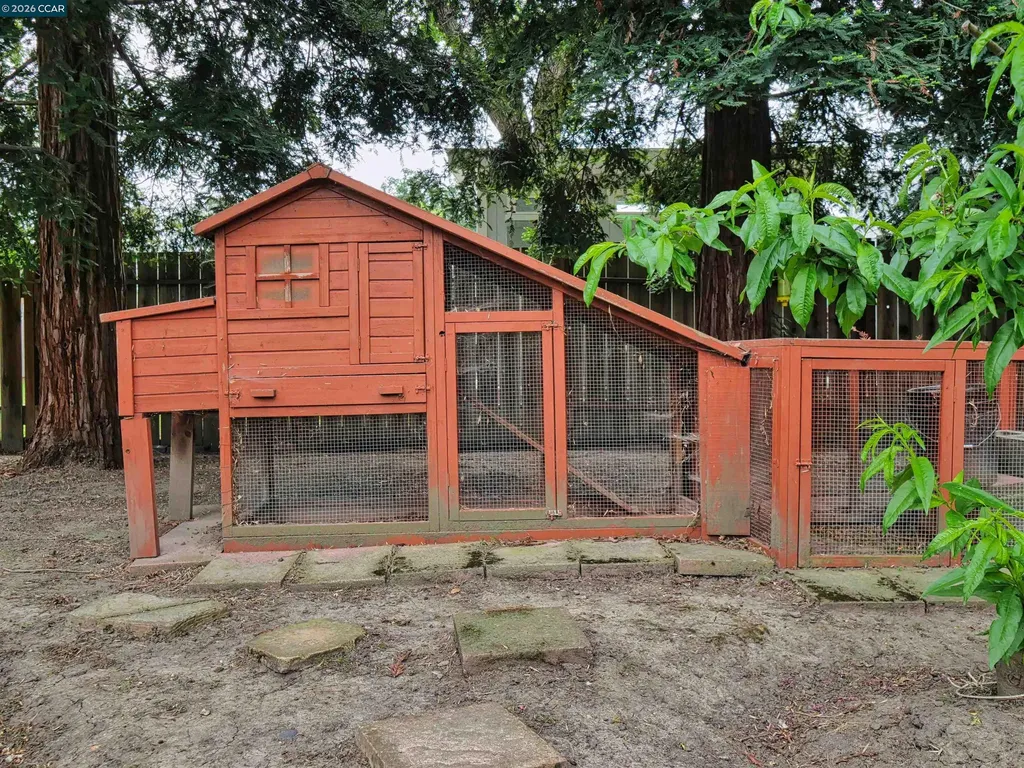 1260 Apple Drive Concord CA 94518