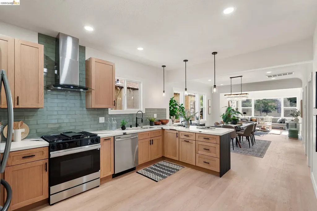 760 53rd Street Oakland CA 94609