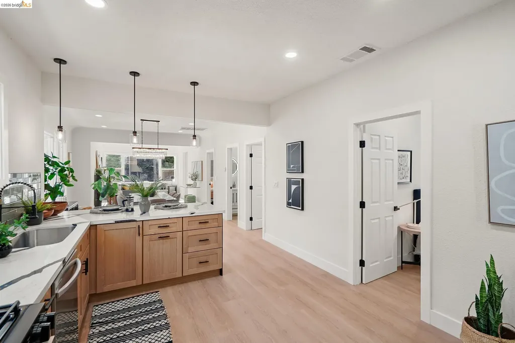 760 53rd Street Oakland CA 94609