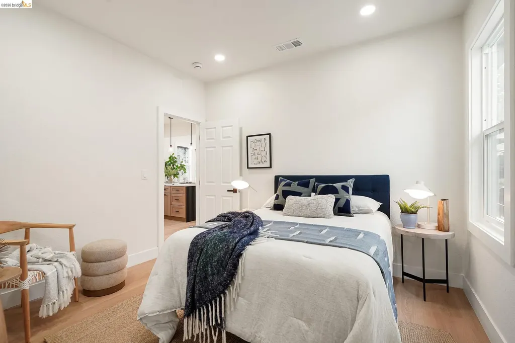 760 53rd Street Oakland CA 94609