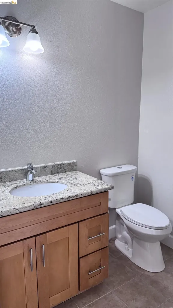 23 Raintree Court Hayward CA 94544