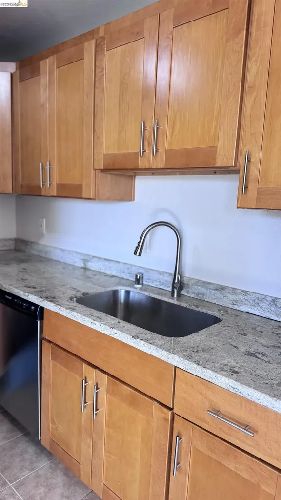 23 Raintree Court Hayward CA 94544