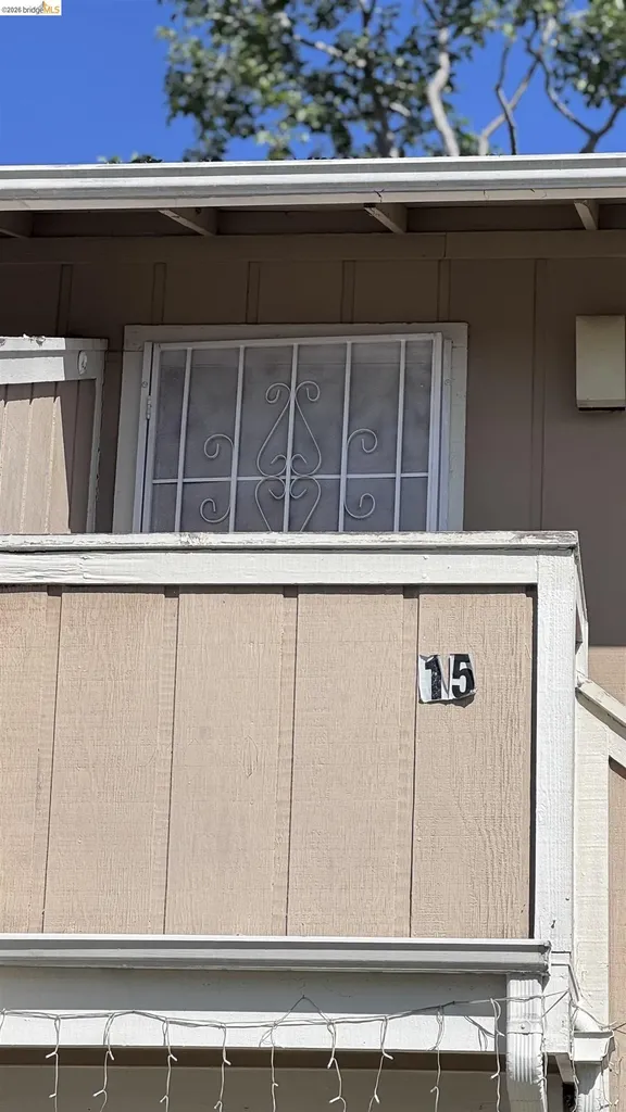 23 Raintree Court Hayward CA 94544