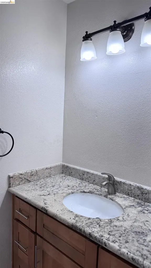 23 Raintree Court Hayward CA 94544