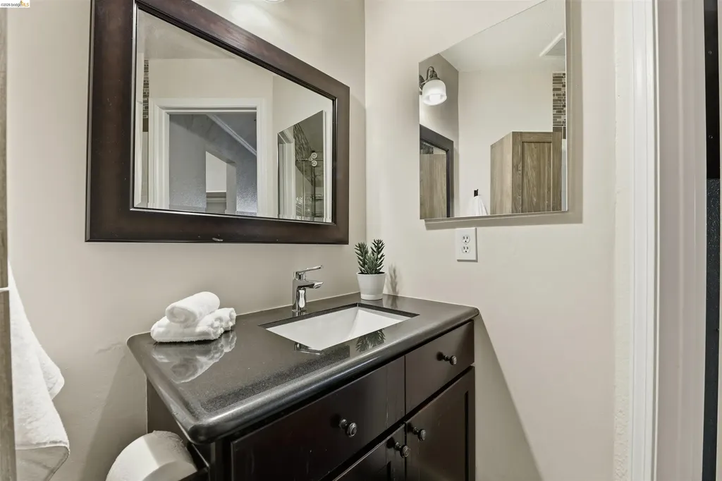 535 Pierce Albany CA 94706