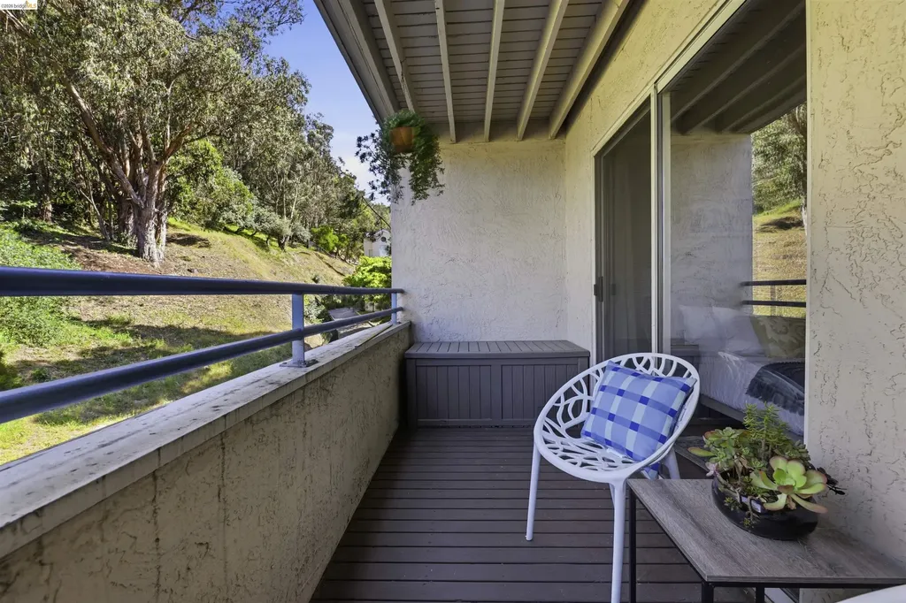 535 Pierce Albany CA 94706