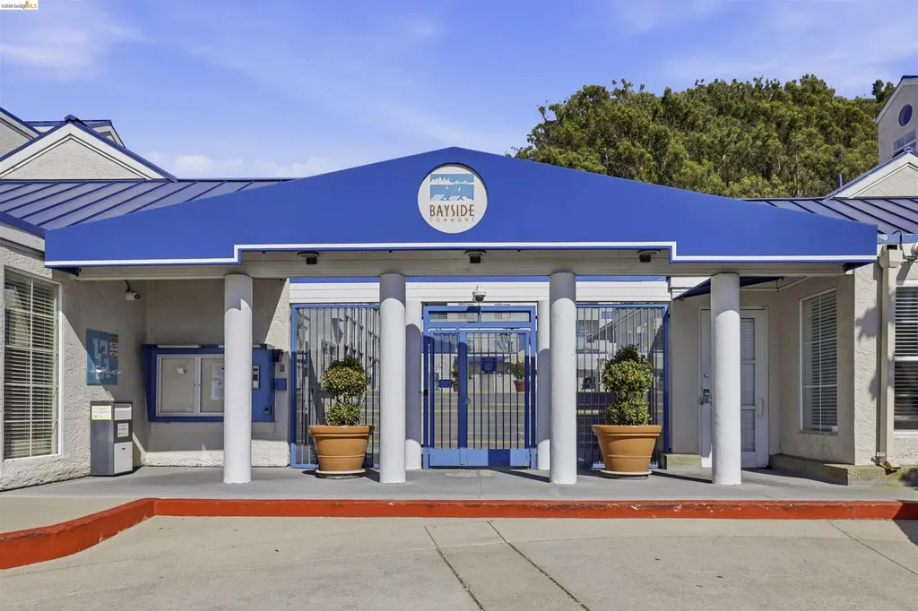 535 Pierce Albany CA 94706
