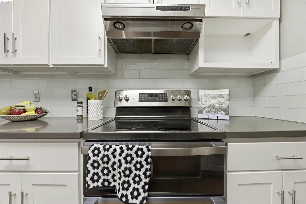 535 Pierce Albany CA 94706