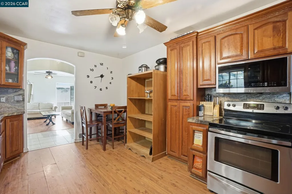 1035 Santa Fe Avenue Martinez CA 94553