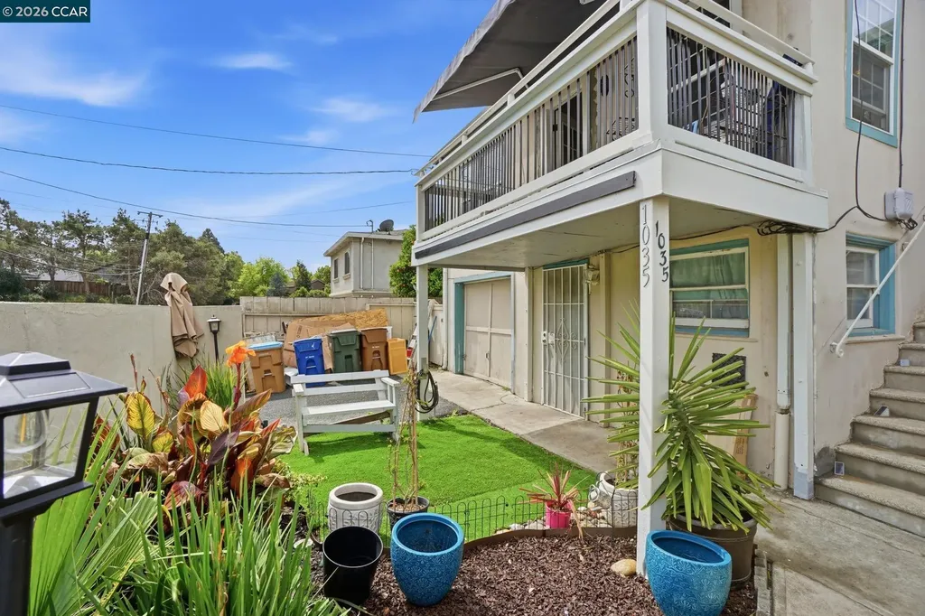 1035 Santa Fe Avenue Martinez CA 94553