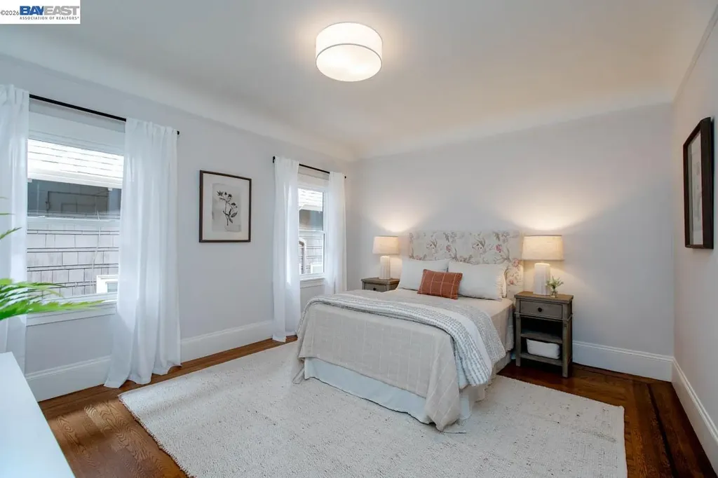 1716 Santa Clara Avenue Alameda CA 94501
