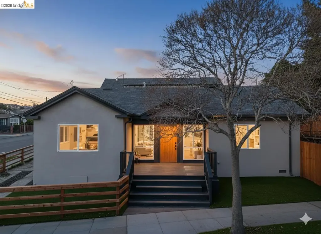 2151 Santa Rita Street Oakland CA 94601