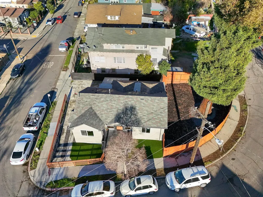 2151 Santa Rita Street Oakland CA 94601
