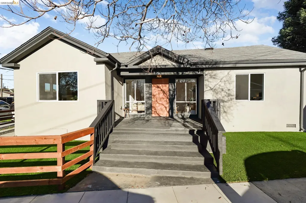 2151 Santa Rita Street Oakland CA 94601