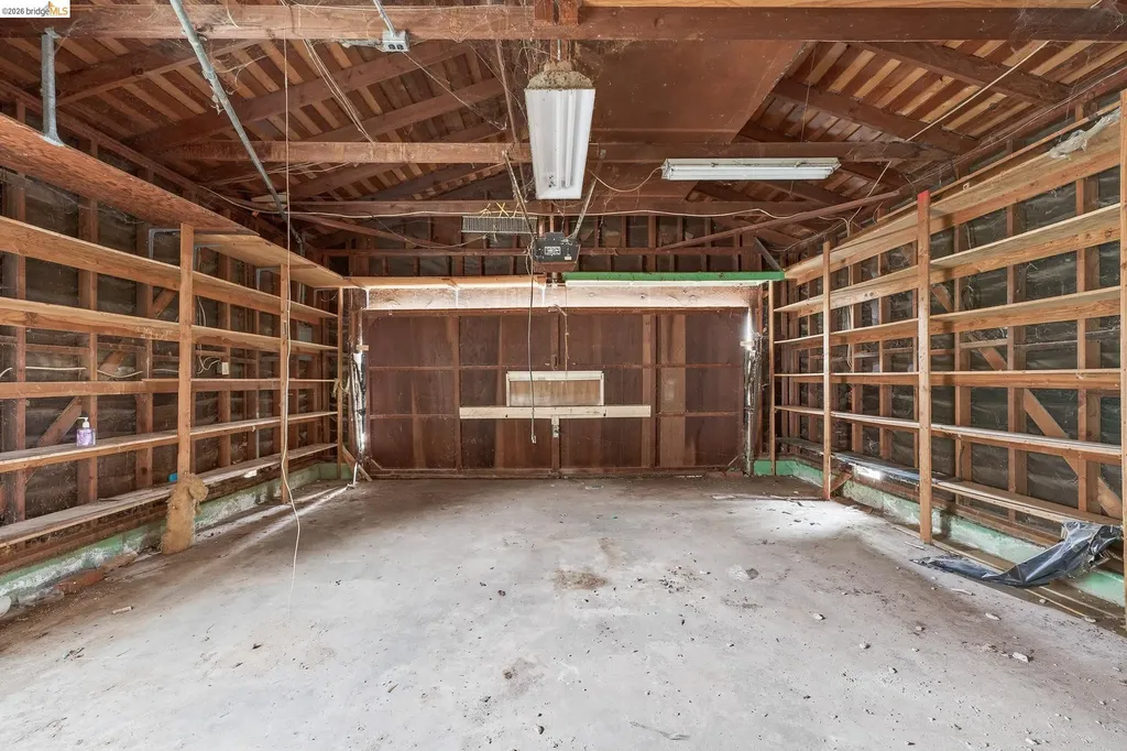 3216 Belmont Way Alameda CA 94502