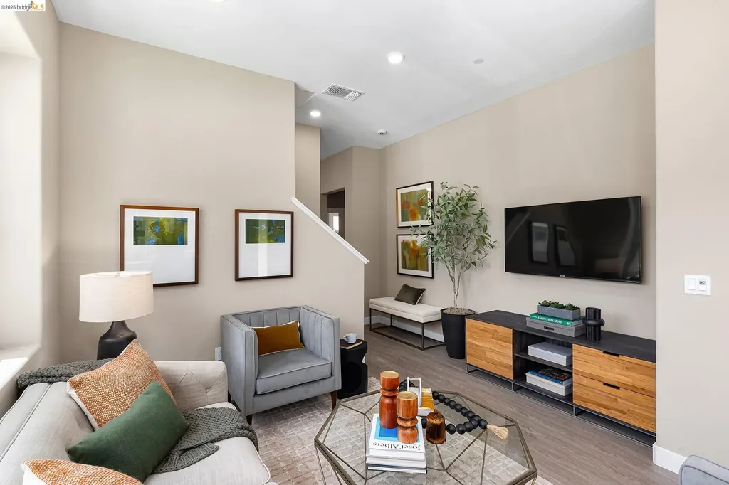 28924 Parkridge Loop Hayward CA 94544