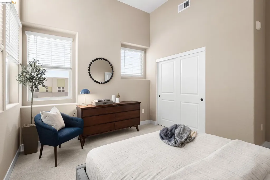 28924 Parkridge Loop Hayward CA 94544