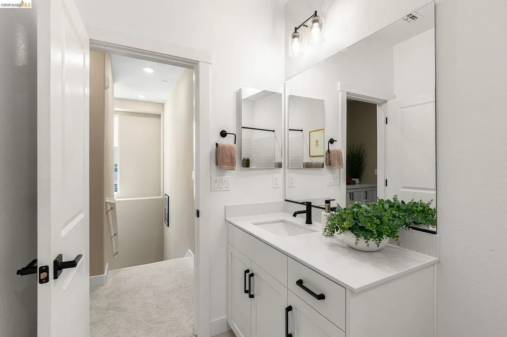 28924 Parkridge Loop Hayward CA 94544
