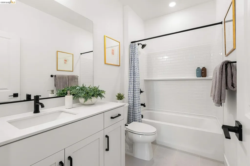 28924 Parkridge Loop Hayward CA 94544