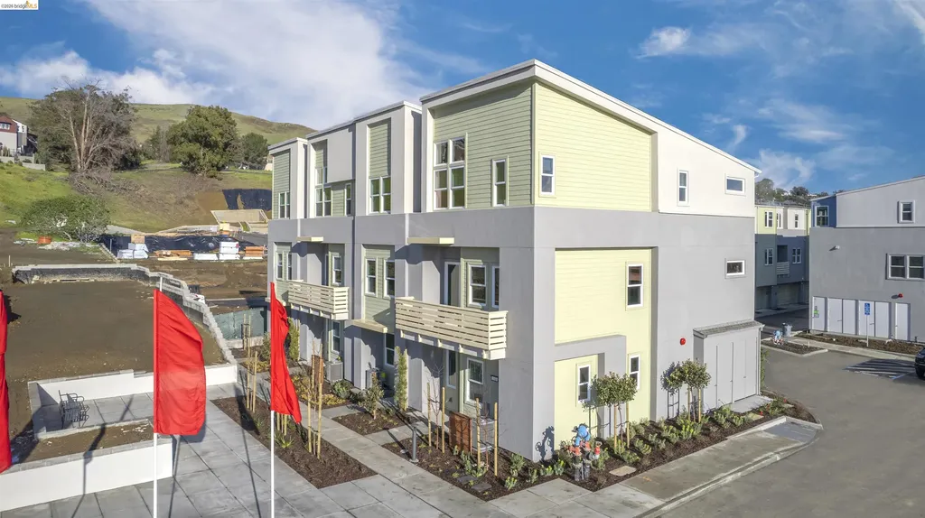 28924 Parkridge Loop Hayward CA 94544