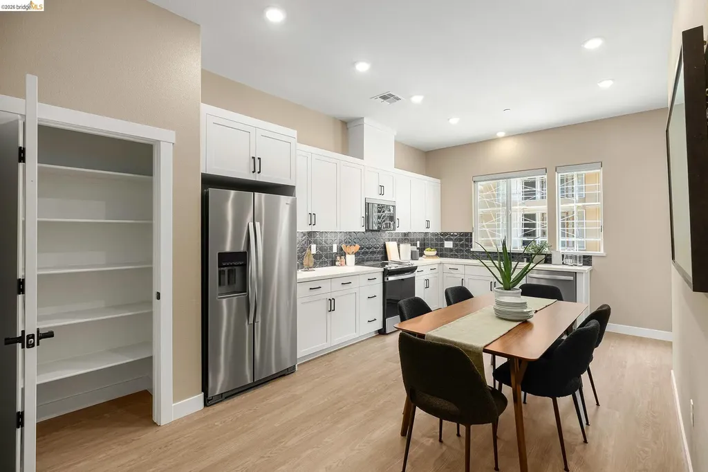 28924 Parkridge Loop Hayward CA 94544