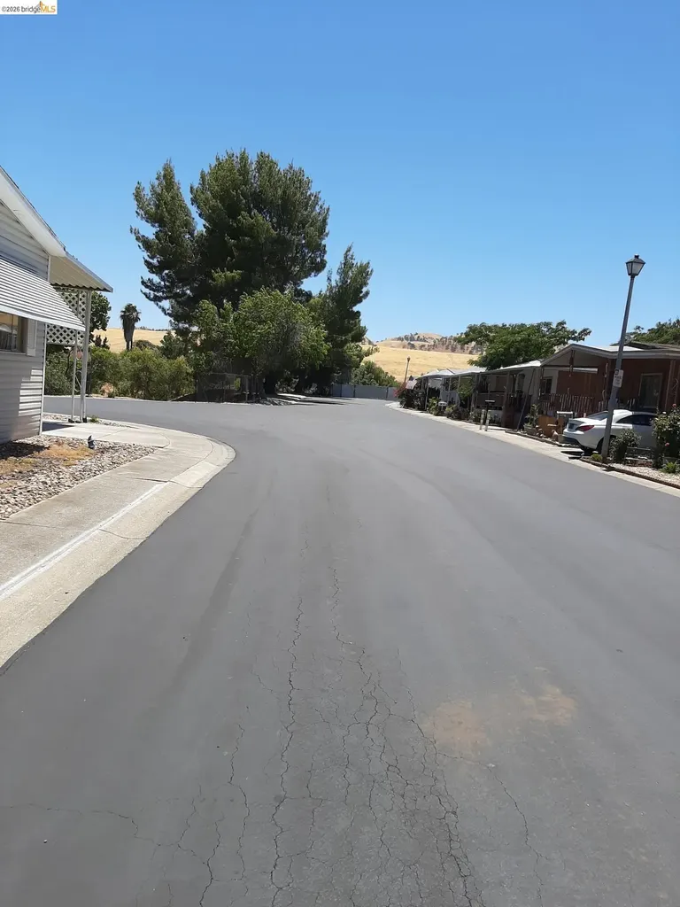 17 Bradley Lane Antioch CA 94509