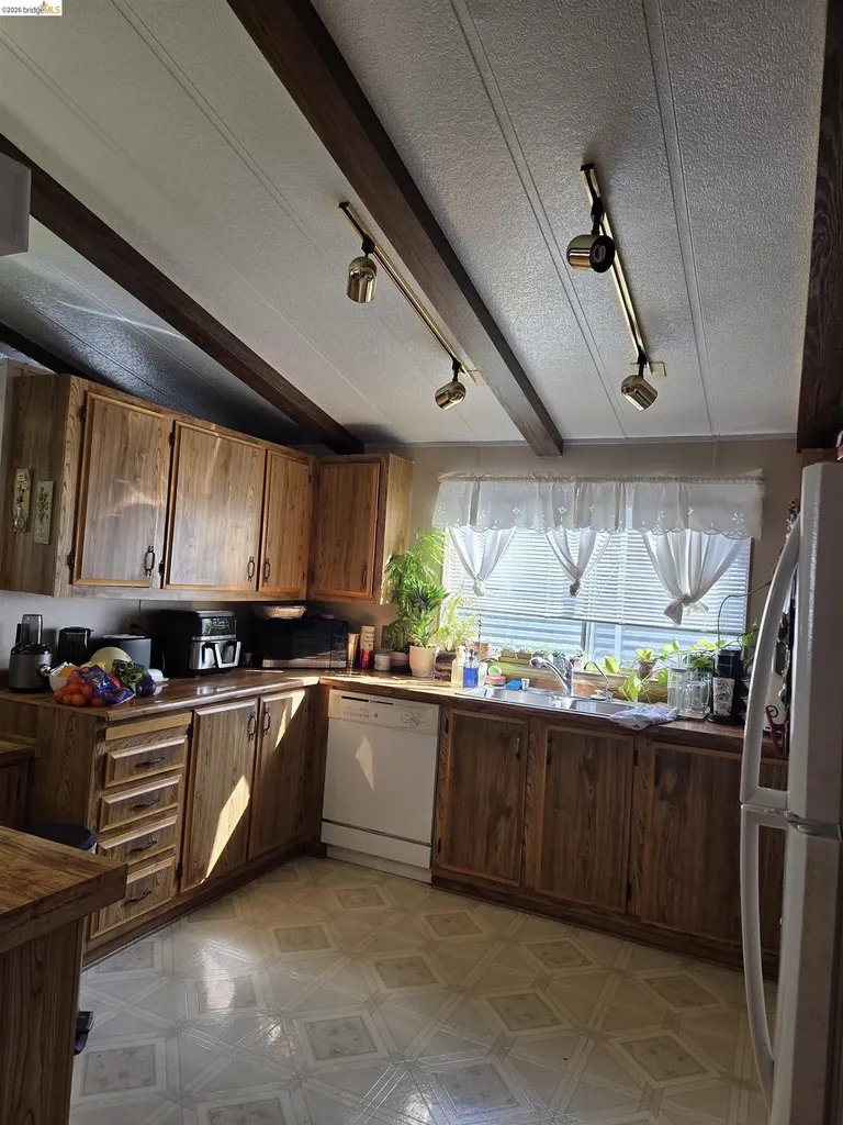 17 Bradley Lane Antioch CA 94509