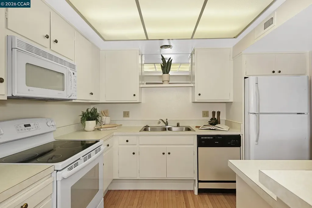1305 Singingwood Court Walnut Creek CA 94595