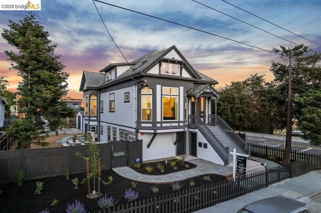 2602 Adeline Street Oakland CA 94607